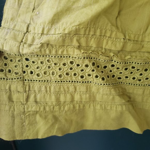 Ann Taylor Loft Lime Green Eyelet Skirt Size 4 - Picture 2 of 2